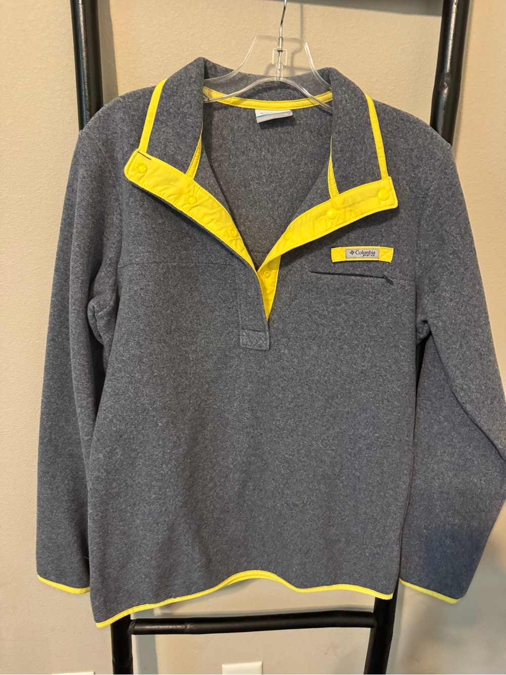 Columbia Gray Fleece Pullover with Yellow Trim